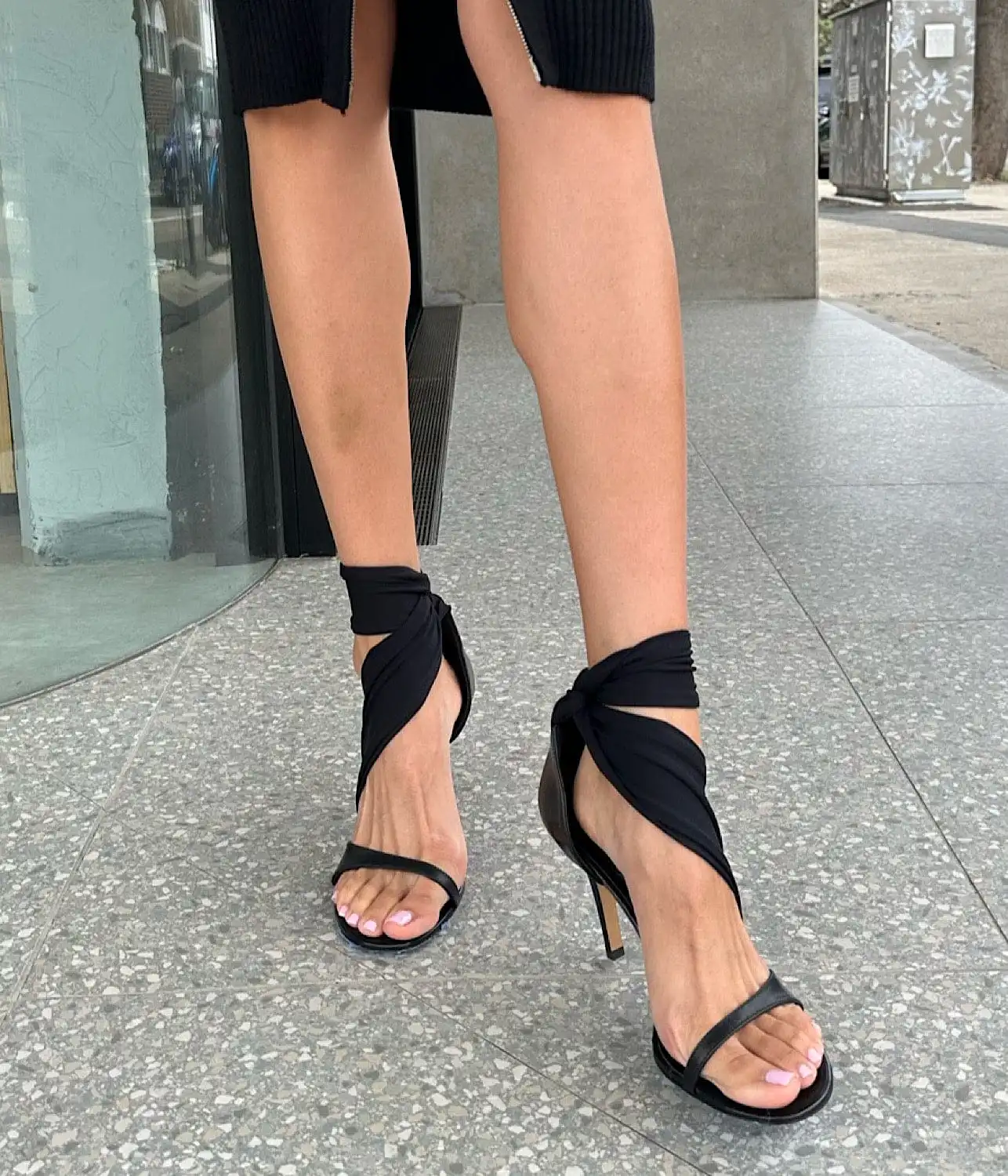 ASKJA SANDALS- BLACK