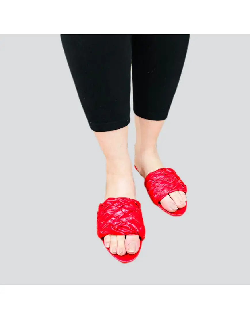 Comfort Textured Slippers Red