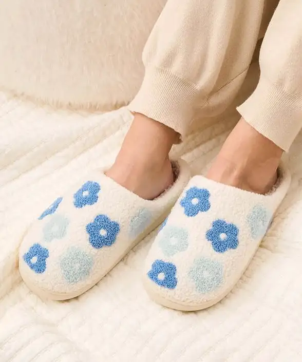 Flower Slippers - Blue