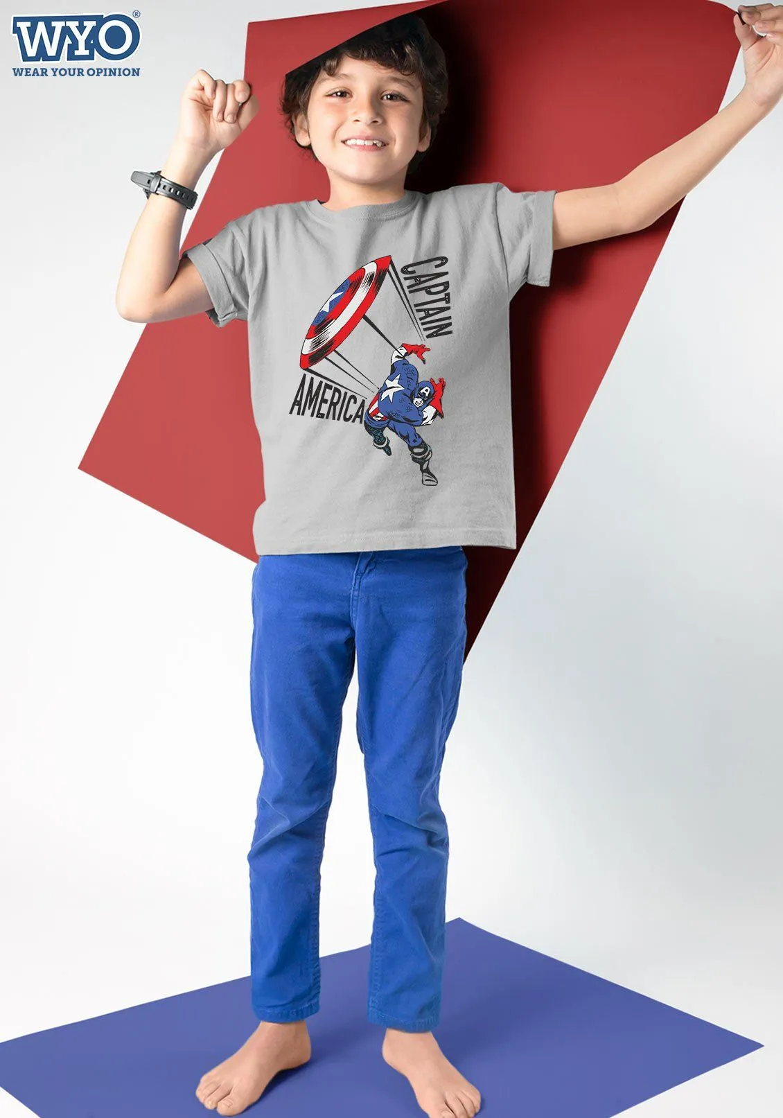 Sheild Throw Captain America Kids T-Shirt