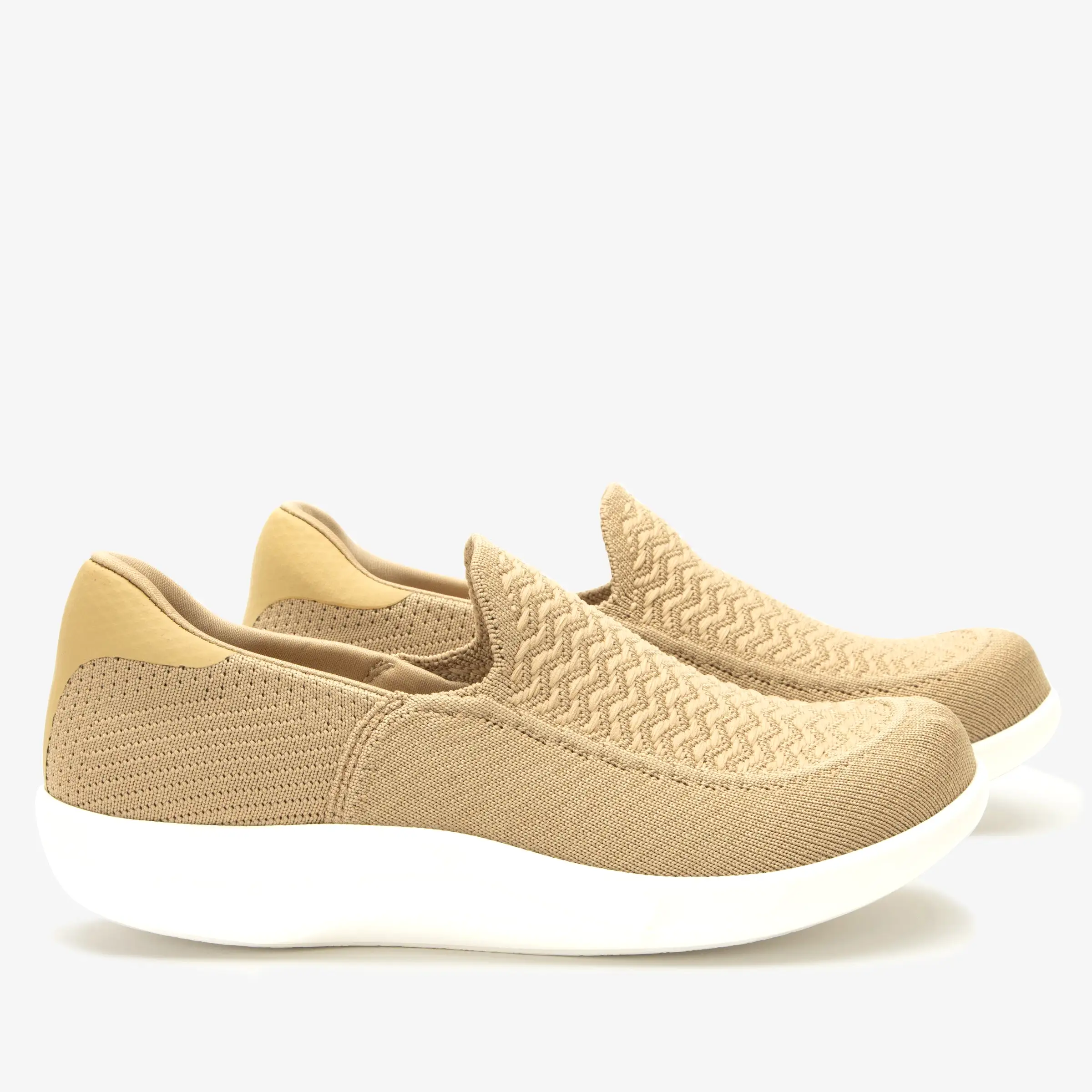 Steadie Sand Shoe